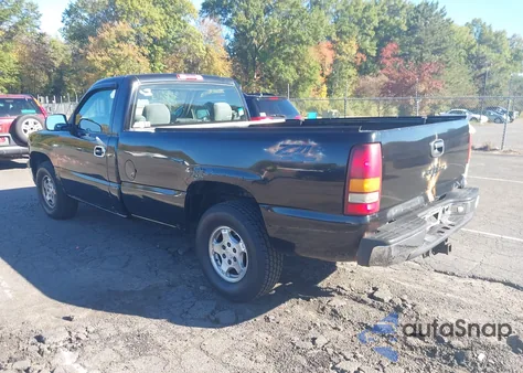 2000 Chevrolet Silverado 1500 Ls z USA, uszkodzony, nr VIN 1GCEK14T2YE137496